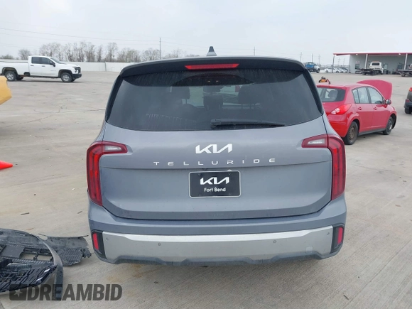 2023 Kia Telluride LX z VIN 5XYP24GC7PG331419, wystawiony jako IAAI lot #41794455 z przebiegiem 34 941 mil mil oraz . Historia ofert i sprzedaży dostępna na DreamBid. Obrazek 16.