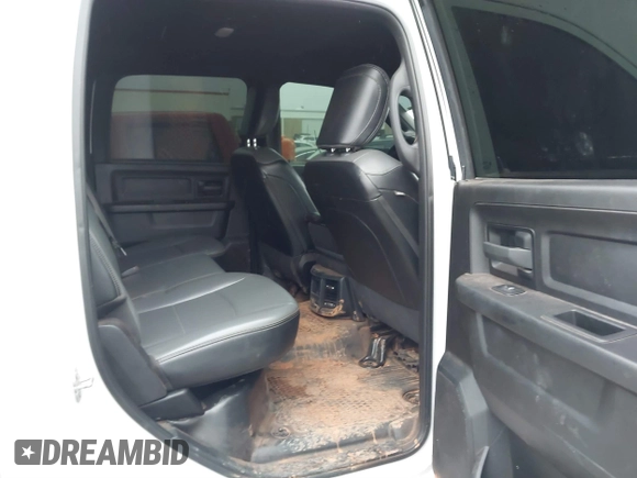 2021 Ram 2500 Tradesman with VIN 3C6UR5CLXMG632197, listed as a IAAI auction lot 41459787 with 105,906 mi miles. Bid and sale history available at carsss.com. Image 8.