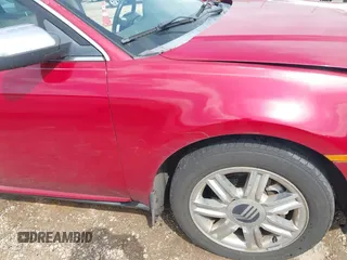 2009 Mercury Sable Premier with VIN 1MEHM42W89G628794, listed as a IAAI auction lot 42177538 with 127,232 mi miles and . Bid and sale history available at DreamBid. Image 6.