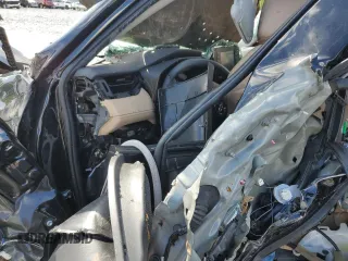 2019 Toyota RAV4 XLE with VIN 2T3W1RFV4KW004470, listed as a Copart auction lot 52284465 with 0 mi miles and Non Repairable. Bid and sale history available at carsss.com. Image 8.