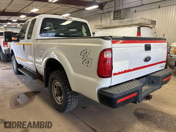 2014 Ford F-250 XL with VIN 1FT7X2B61EEB37353, listed as a IAAI auction lot 42587665 with 123,533 mi miles and . Bid and sale history available at DreamBid. Image 22.