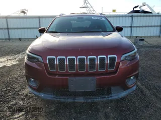 2019 Jeep Cherokee Latitude z VIN 1C4PJLCX9KD266456, wystawiony jako Copart lot #41812375 z przebiegiem 44 086 mil mil oraz Czysty tytuł • Clean title. Historia ofert i sprzedaży dostępna na DreamBid. Obrazek 5.