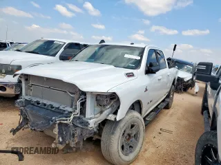 2020 Ram 2500 Big Horn with VIN 3C6UR5DL3LG117698, listed as a Copart auction lot 61420775 with 158,846 mi miles and Salvage title. Bid and sale history available at DreamBid. Image 1.