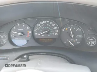 2000 Buick Regal LS with VIN 2G4WB55K8Y1345235, listed as a IAAI auction lot 41782044 with 117,806 mi miles. Bid and sale history available at carsss.com. Image 7.