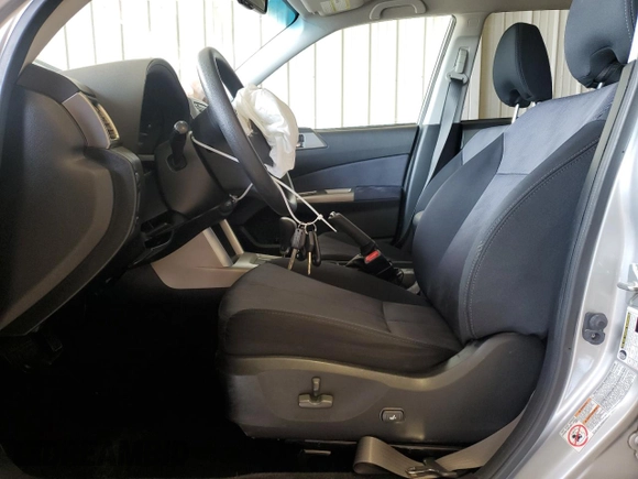 2010 Subaru Forester X Premium с VIN JF2SH6CC6AH914994, выставлен на аукционе Copart как лот 56258065 с пробегом 159 399 миль миль и Списание • Salvage title. История ставок и продаж доступна на DreamBid. Изображение 7.