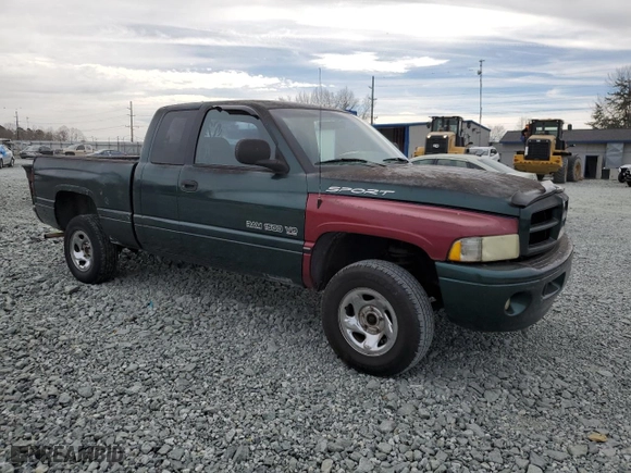 1999 Dodge Ram 1500 with VIN 3B7HF13Z0XM547360, listed as a Copart auction lot 47820215 with 205,062 mi miles and Salvage Title. Bid and sale history available at carsss.com. Image 4.