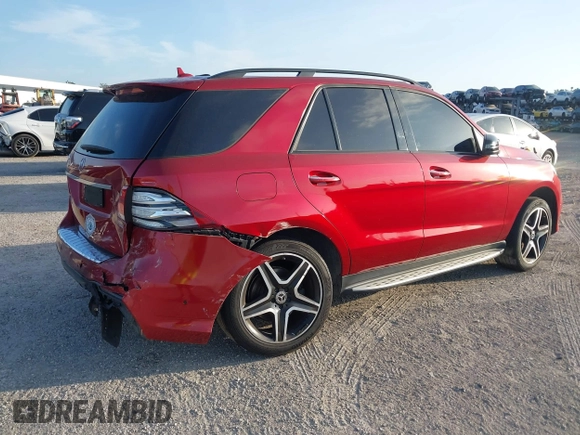 2018 Mercedes-Benz GLE 350 z VIN 4JGDA5JBXJB031771, wystawiony jako IAAI lot #42352546 z przebiegiem 52 618 mil mil oraz . Historia ofert i sprzedaży dostępna na DreamBid. Obrazek 4.