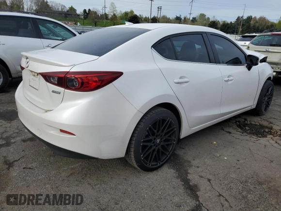 2016 Mazda 3 i Touring z VIN JM1BM1W70G1299548, wystawiony jako Copart lot #52575085 z przebiegiem 136 964 mil mil oraz Szkoda całkowita • Salvage title. Historia ofert i sprzedaży dostępna na DreamBid. Obrazek 3.