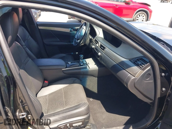 2015 Lexus GS 350 z VIN JTHBE1BL4FA018123, wystawiony jako IAAI lot #42131872 z przebiegiem 93 303 mil mil oraz . Historia ofert i sprzedaży dostępna na DreamBid. Obrazek 5.