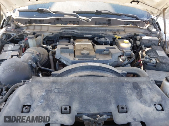 2018 Ram 3500 Tradesman with VIN 3C7WRSCL3JG165767, listed as a IAAI auction lot 40612945 with 1 mi miles. Bid and sale history available at carsss.com. Image 10.