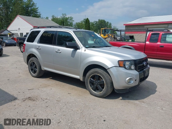 2012 Ford Escape XLT с VIN 1FMCU9DG7CKB68798, выставлен на аукционе IAAI как лот 42431128 с пробегом 181 556 миль миль и . История ставок и продаж доступна на DreamBid. Изображение 1.