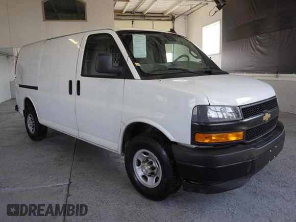 2020 Chevrolet Express Cargo Van with VIN 1GCWGAFG5L1252745, listed as a Copart auction lot 81178244 with 62,360 mi miles and Clean Title. Bid and sale history available at carsss.com. Image 1.