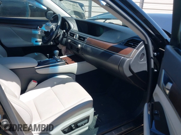 2013 Lexus GS 350 z VIN JTHBE1BLXD5017967, wystawiony jako IAAI lot #42050792 z przebiegiem 111 926 mil mil oraz . Historia ofert i sprzedaży dostępna na DreamBid. Obrazek 5.