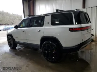 2022 Rivian R1S Launch Edition with VIN 7PDSGABL4NN002354, listed as a Copart auction lot 51320655 with 0 mi miles and Salvage Title. Bid and sale history available at carsss.com. Image 2.