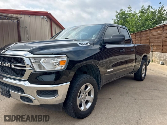 2019 Ram 1500 Tradesman z VIN 1C6SRFCT8KN585978, wystawiony jako Copart lot #58619235 z przebiegiem 112 470 mil mil oraz Czysty tytuł • Clean title. Historia ofert i sprzedaży dostępna na DreamBid. Obrazek 2.
