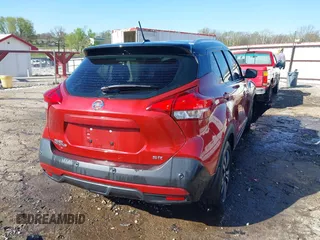 2020 Nissan Kicks SR with VIN 3N1CP5DV7LL554917, listed as a IAAI auction lot 41942545 with 54,789 mi miles and . Bid and sale history available at DreamBid. Image 4.