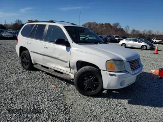 2007 GMC Envoy SLT with VIN 1GKDS13S072226573, listed as a Copart auction lot 81832594 with 204,439 mi miles and Salvage Title. Bid and sale history available at carsss.com. Image 4.