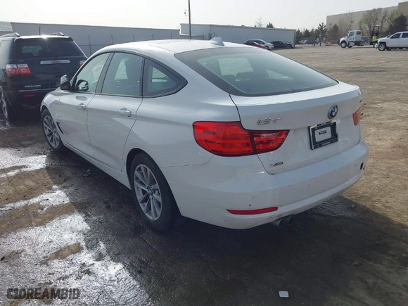 2015 BMW 3 Series Gran Turismo 328i xDrive with VIN WBA8Z5C51FGS37140, listed as a IAAI auction lot 41808573 with NaN miles. Bid and sale history available at carsss.com. Image 3.