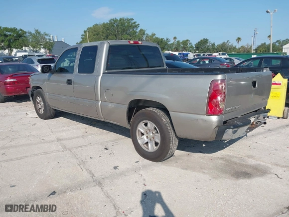 2003 Chevrolet Silverado 1500 LS with VIN 2GCEC19XX31244508, listed as a IAAI auction lot 42052595 with 164,683 mi miles. Bid and sale history available at carsss.com. Image 3.