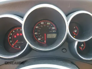 2006 Toyota Matrix STD z VIN 2T1KR32E36C585907, wystawiony jako Copart lot #42978365 z przebiegiem 159 830 mil mil oraz Szkoda całkowita • Salvage title. Historia ofert i sprzedaży dostępna na DreamBid. Obrazek 9.