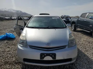 2006 Toyota Prius with VIN JTDKB20U667077389, listed as a Copart auction lot 52586885 with 257,289 mi miles and Salvage Title. Bid and sale history available at DreamBid. Image 5.