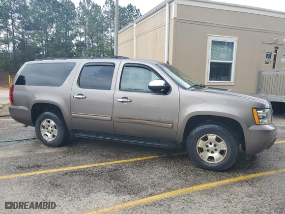 2012 Chevrolet Suburban LT with VIN 1GNSCJE07CR268873, listed as a Copart auction lot 49687245 with 229,015 mi miles and Clean Title. Bid and sale history available at carsss.com. Image 4.