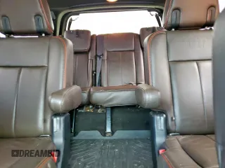 2016 Ford Expedition XLT with VIN 1FMJU1HTXGEF05758, listed as a Copart auction lot 60071505 with 164,574 mi miles and Salvage title. Bid and sale history available at DreamBid. Image 10.