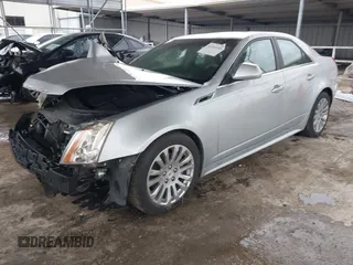 2013 Cadillac CTS Premium z VIN 1G6DP5E3XD0128204, wystawiony jako IAAI lot #42165101 z przebiegiem 88 425 mil mil oraz . Historia ofert i sprzedaży dostępna na DreamBid. Obrazek 2.