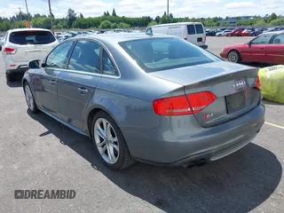 2012 Audi S4 Premium Plus z VIN WAUBGAFL8CA095284, wystawiony jako IAAI lot #42334005 z przebiegiem 202 103 mil mil oraz . Historia ofert i sprzedaży dostępna na DreamBid. Obrazek 3.