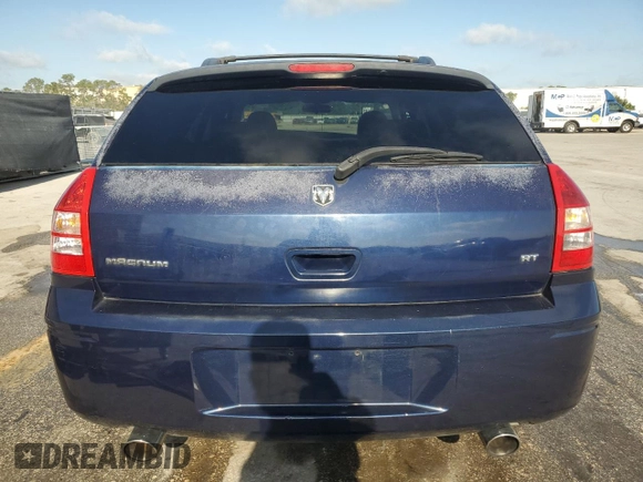 2005 Dodge Magnum RT z VIN 2D4GV582X5H555689, wystawiony jako Copart lot #57711845 z przebiegiem 224 376 mil mil oraz Szkoda całkowita • Salvage title. Historia ofert i sprzedaży dostępna na DreamBid. Obrazek 6.