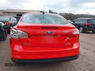 2013 Ford Focus SE with VIN 1FADP3F22DL130976, listed as a IAAI auction lot 41683480 with 112,166 mi miles. Bid and sale history available at carsss.com. Image 16.