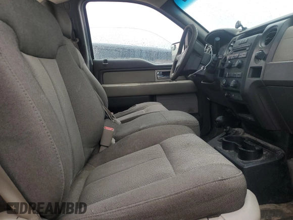 2010 Ford F-150 XL with VIN 1FTMF1EW4AKE00975, listed as a Copart auction lot 86004554 with 290,849 mi miles and Non Repairable. Bid and sale history available at DreamBid. Image 10.