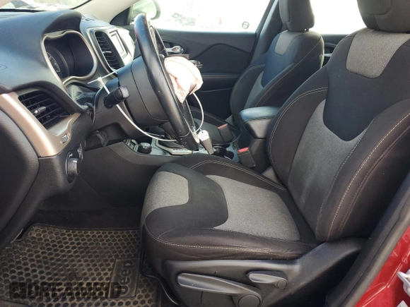 2016 Jeep Cherokee Sport z VIN 1C4PJMAB7GW311175, wystawiony jako Copart lot #80024944 z przebiegiem 81 525 mil mil oraz Szkoda całkowita • Salvage title. Historia ofert i sprzedaży dostępna na DreamBid. Obrazek 7.
