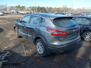 2020 Nissan Rogue Sport S with VIN JN1BJ1CW0LW646879, listed as a IAAI auction lot 41447592 with 42,989 mi miles. Bid and sale history available at carsss.com. Image 3.