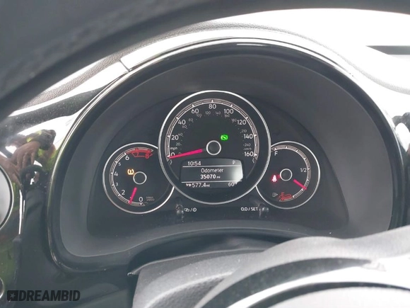 2019 Volkswagen Beetle S with VIN 3VWFD7AT8KM708865, listed as a IAAI auction lot 41692756 with 35,070 mi miles. Bid and sale history available at carsss.com. Image 7.