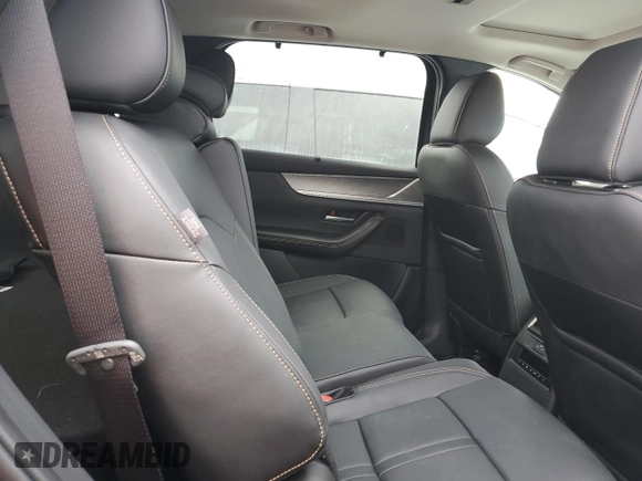 2025 Mazda CX-70 Preferred z VIN JM3KJBHD6S1115554, wystawiony jako Copart lot #74427204 z przebiegiem Nie podano mil oraz Szkody całkowita. Historia ofert i sprzedaży dostępna na DreamBid. Obrazek 11.