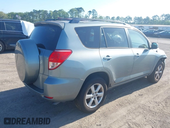 2008 Toyota RAV4 Ltd with VIN JTMZK31V386012553, listed as a IAAI auction lot 42045642 with 206,102 mi miles. Bid and sale history available at carsss.com. Image 4.