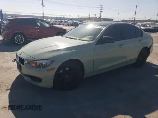 2015 BMW 3 Series 328i xDrive z VIN WBA3B3C58FF548993, wystawiony jako Copart lot #52646655 z przebiegiem 98 524 mil mil oraz Szkoda całkowita • Salvage title. Historia ofert i sprzedaży dostępna na DreamBid. Obrazek 1.