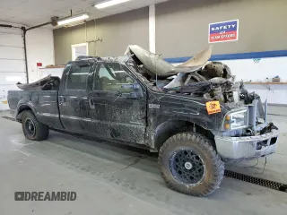 2000 Ford F-350 XL with VIN 1FTSW31F5YEC49047, listed as a Copart auction lot 71756504 with Not Provided miles and Salvage Title. Bid and sale history available at DreamBid. Image 4.