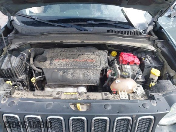 2018 Jeep Renegade Latitude with VIN ZACCJABB9JPH58087, listed as a IAAI auction lot 42109926 with 126,109 mi miles and . Bid and sale history available at DreamBid. Image 10.