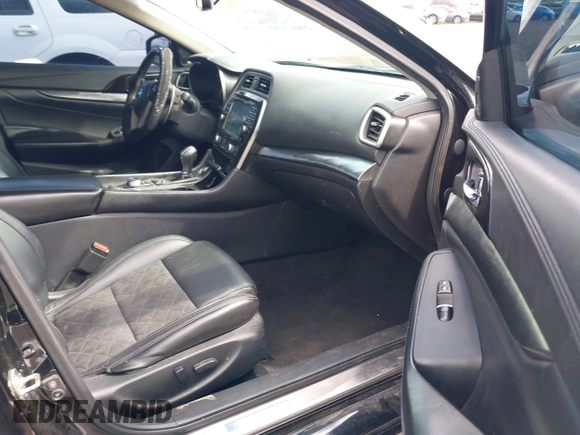 2017 Nissan Maxima SV with VIN 1N4AA6AP8HC380057, listed as a IAAI auction lot 42111657 with 260,675 mi miles and . Bid and sale history available at DreamBid. Image 5.