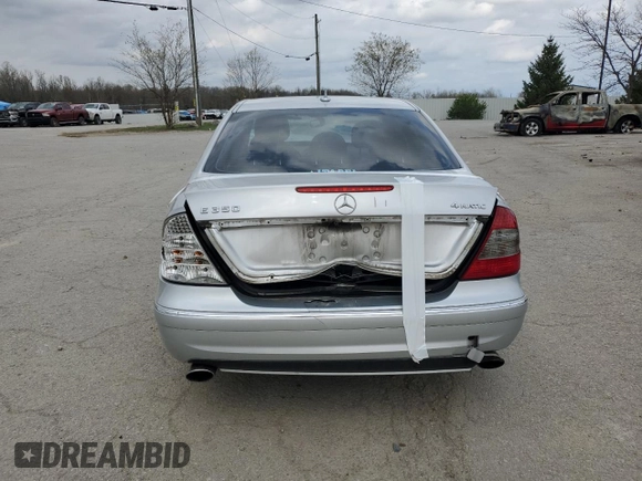 2009 Mercedes-Benz E 350 Luxury z VIN WDBUF87X59B411489, wystawiony jako Copart lot #51538905 z przebiegiem 275 282 mil mil oraz Szkoda całkowita • Salvage title. Historia ofert i sprzedaży dostępna na DreamBid. Obrazek 6.