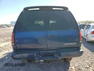 2000 Chevrolet Tahoe Z71 with VIN 1GNEK13R7YR152646, listed as a Copart auction lot 79464414 with 199,966 mi miles and Salvage title. Bid and sale history available at DreamBid. Image 6.