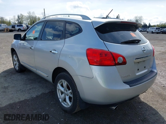 2011 Nissan Rogue S z VIN JN8AS5MVXBW670192, wystawiony jako IAAI lot #42007704 z przebiegiem 215 025 mil mil oraz . Historia ofert i sprzedaży dostępna na DreamBid. Obrazek 3.