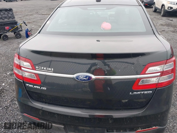 2014 Ford Taurus Limited with VIN 1FAHP2F81EG113984, listed as a IAAI auction lot 41542792 with 213,206 mi miles. Bid and sale history available at carsss.com. Image 17.