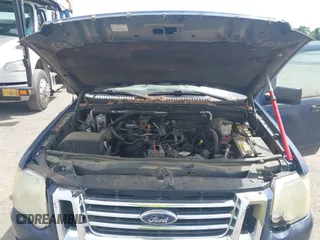2008 Ford Explorer Sport Trac XLT with VIN 1FMEU31E08UA60866, listed as a IAAI auction lot 42264255 with 313,188 mi miles and . Bid and sale history available at DreamBid. Image 10.