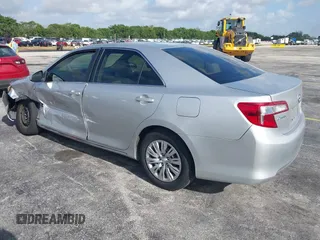 2012 Toyota Camry L with VIN 4T1BF1FK4CU098710, listed as a IAAI auction lot 41945757 with 102,578 mi miles. Bid and sale history available at carsss.com. Image 3.