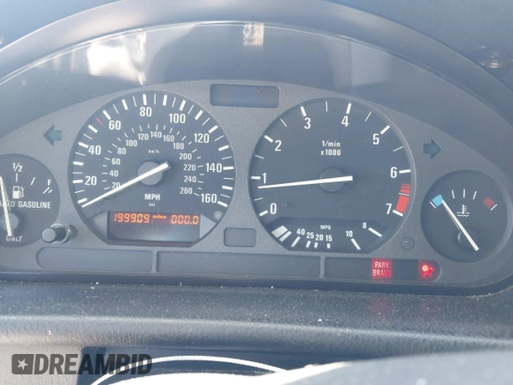 1995 BMW 3 Series 325iC with VIN WBABJ632XSJD40243, listed as a IAAI auction lot 41838410 with 199,909 mi miles. Bid and sale history available at carsss.com. Image 7.