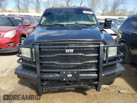 2005 Ford F-250 XL with VIN 1FTSW21P45ED31320, listed as a Copart auction lot 46085614 with 276,566 mi miles and Salvage title. Bid and sale history available at DreamBid. Image 5.
