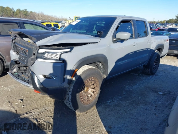 2022 Nissan Frontier SV z VIN 1N6ED1EJ0NN629038, wystawiony jako IAAI lot #41313351 z przebiegiem 98 234 mil mil oraz . Historia ofert i sprzedaży dostępna na DreamBid. Obrazek 14.